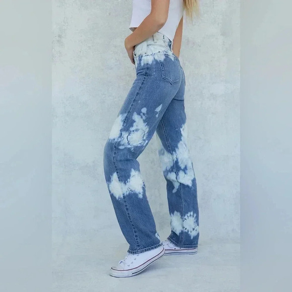 PacSun Tie Dye '90s Boyfriend Jeans - Picture 2 of 8
